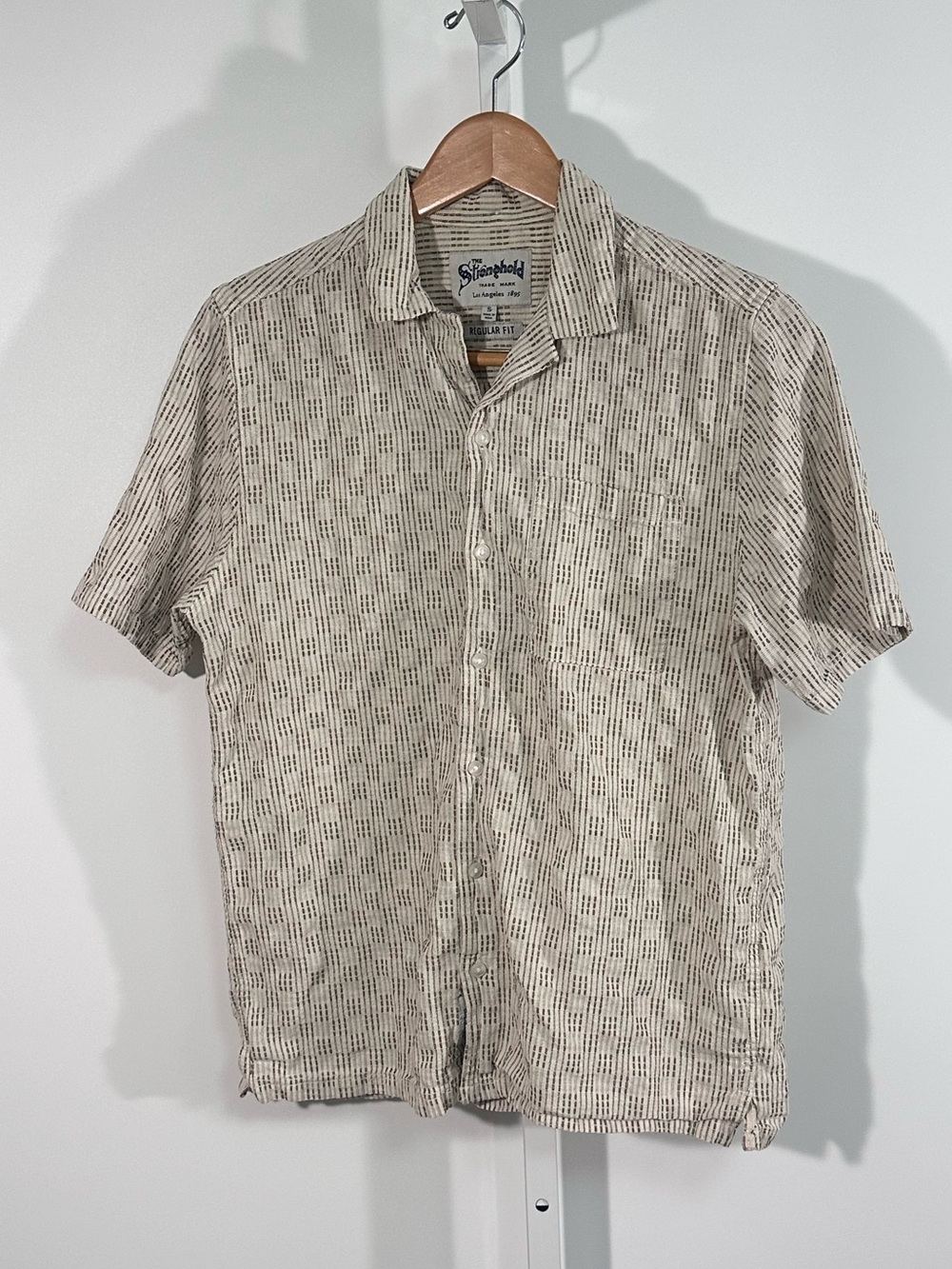 The Stronghold Cotton Linen Blend Camp Shirt Men’s Small Beige Short Sleeve